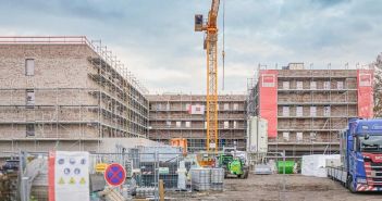 Fortschritt beim Bau des Verwaltungsgebäudes erfreut Landkreis (Foto: JES Architekten)