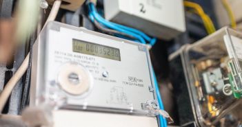 Smart Meter: Flächendeckender Einsatz bis 2032 geplant (Foto: AdobeStock - ARVD73 515896573)