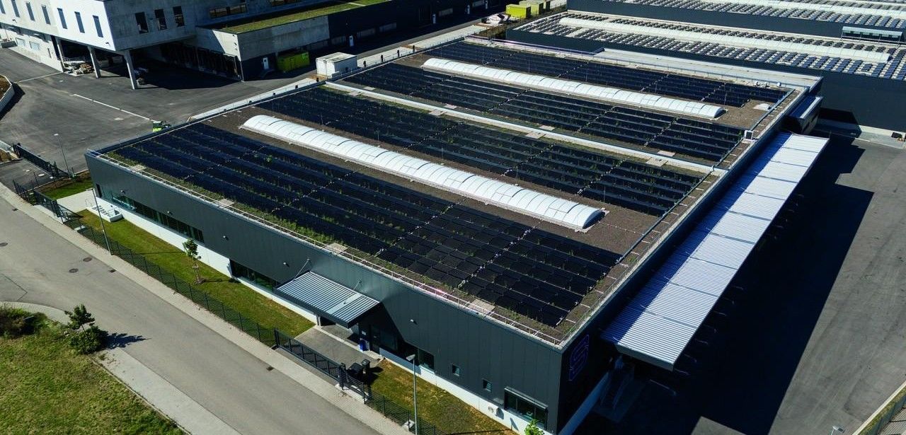 Söhner Kunststofftechnik setzt auf erneuerbare Energien mit neuer (Foto: Söhner Kunststofftechnik GmbH)