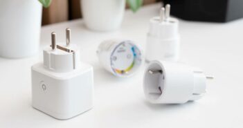 Smart Plug: Smarte Steuerung für Ihr Zuhause (Foto: AdobeStock - 898530240 Proxima Studio)